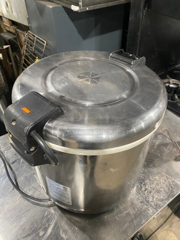 Amko Commercial Countertop Rice Warmer/ Holder! Stainless Steel! MODEL SEJ22000  SN:0417546 120V  - Image 4 of 6
