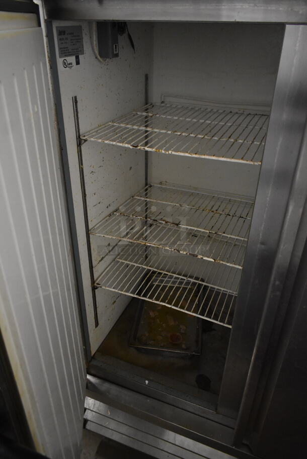 Entree CR2 Stainless Steel Commercial 2 Door Reach In Cooler w/ Poly Coated Racks on Commercial Casters. 115 Volts, 1 Phase. Tested and Working! - Image 6 of 8