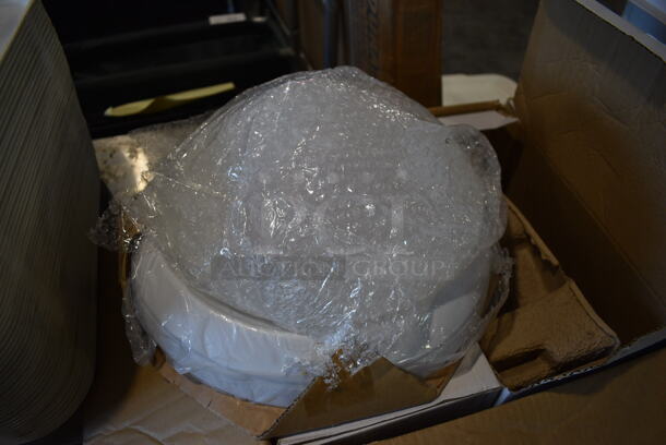 ALL ONE MONEY! Lot of 4 BRAND NEW TCP 140BODY15 Light Fixtures - Image 8 of 9