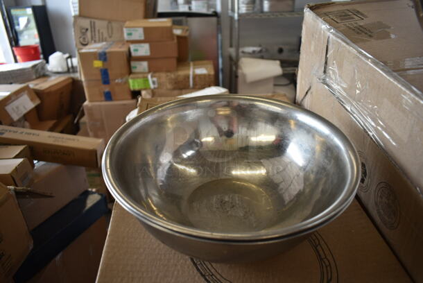 ALL ONE MONEY! Lot of 7 Various Metal Bowls.  - Image 3 of 5
