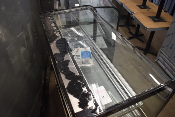 BRAND NEW SCRATCH AND DENT! Avantco BC-48-HC 48" Curved Glass Black Refrigerated Bakery Display Case. Missing Top Pane of Glass. 110-120 Volt 1 Phase. Tested and Working! - Image 4 of 6