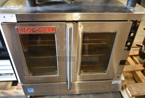 Blodgett BDO-100-G-ES Stainless Steel Commercial Natural Gas Powered Full Size Convection Oven w/ View Through Doors, Metal Oven Racks and Thermostatic Controls.  - Image 1 of 5
