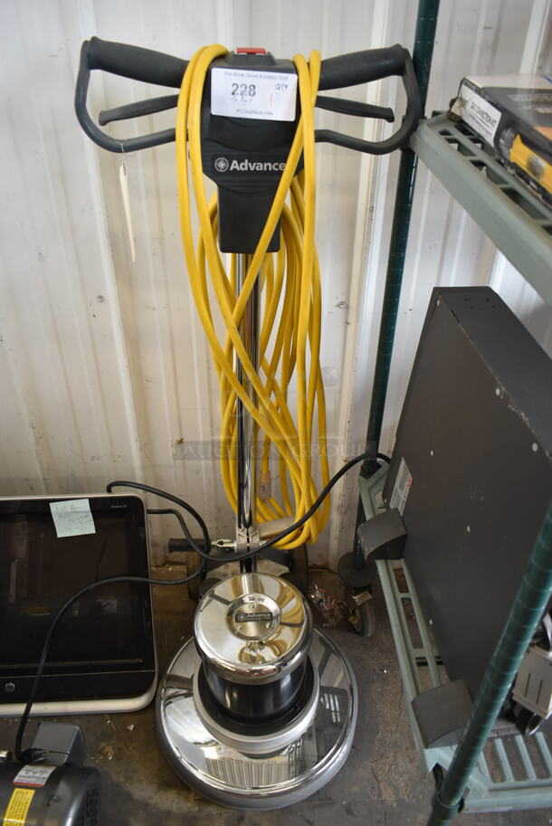 Advance PACESETTER 17HD 01330A 17" Heavy-Duty Single Speed Rotary Floor Cleaning Machine. 120 Volts, 1 Phase. Tested and Does Not Power On
 - Image 2 of 6
