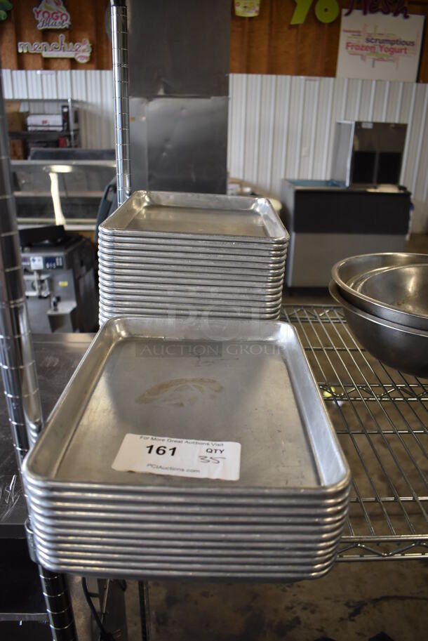 35 Metal Baking Pans. 9.5x13x1. 36 Times Your Bid!