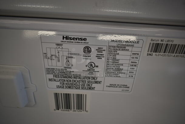 Hisense LFC050N6AWE Metal Chest Freezer w/ Hinge Lid. 115 Volts, 1 Phase. Tested and Working! - Image 5 of 5