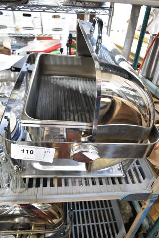 Stainless Steel Chafing Dish w/ Rolling Top. 