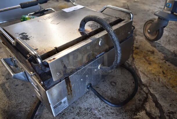 Waring WFG250 Stainless Steel Commercial Countertop Panini Press. 120 Volts, 1 Phase. Cannot Test - Unit Needs a New Power Switch - Image 5 of 6