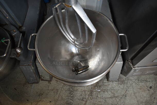 Hobart H-600T Metal Commercial Floor Style 60 Quart Planetary Dough Mixer w/ Stainless Steel Mixing Bowl and Paddle Attachment. 208 Volts, 3 Phase.  - Image 4 of 9