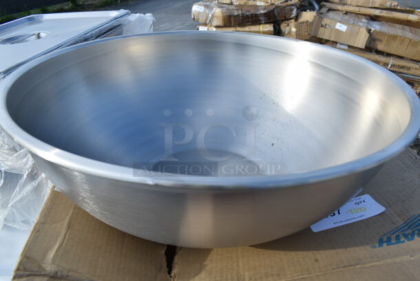 BRAND NEW SCRATCH AND DENT! Vollrath 9300 30 Qt. Heavy Duty Stainless Steel Mixing Bowl - Image 2 of 3