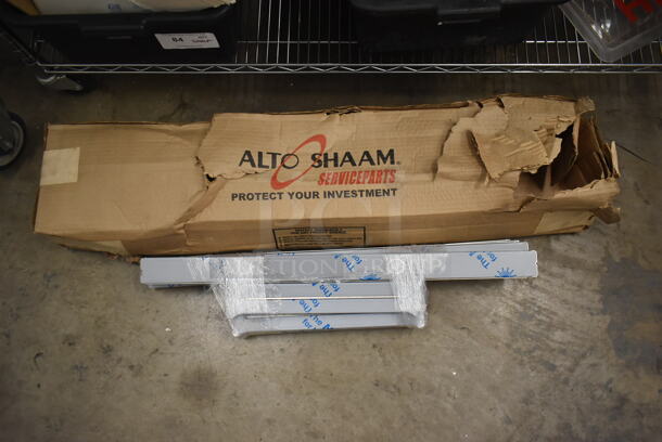 ALL ONE MONEY! Lot of Menu Covers, Alto Shaam Box AND MORE!  - Image 5 of 5