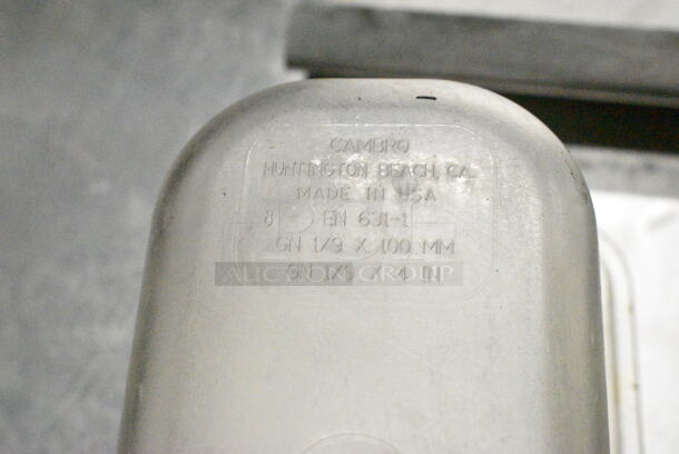 ALL ONE MONEY! Lot of 20 Items Including Poly Containers and Poly Drop In Bins.  - Image 7 of 9