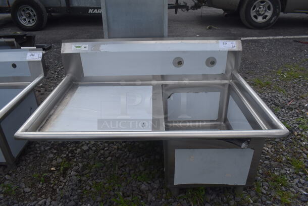 BRAND NEW SCRATCH AND DENT! Regency Stainless Steel Commercial 16-Gauge Single Compartment Sink w/ Left Side Drain Board. No Legs. Bay 17x23x12. Drain Board 22.5x25