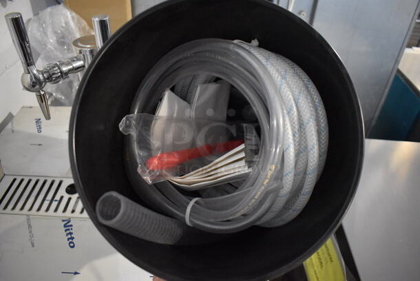 LIKE NEW! 2017 Manitowoc ND21TS00 Stainless Steel Commercial Direct Draw Kegerator w/ Beer Tower. 115 Volts, 1 Phase. Unit Has Only Been Used a Few Times! Tested and Working! - Image 6 of 9