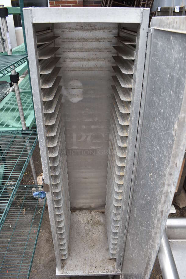 Lockwood Metal Enclosed Pan Rack.  - Image 4 of 5