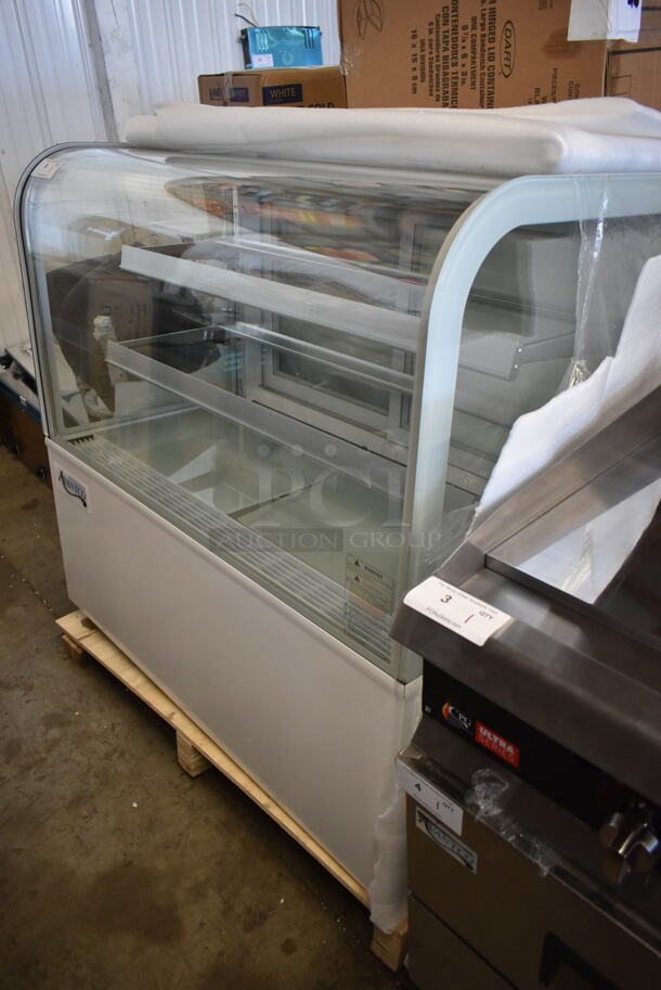 BRAND NEW SCRATCH AND DENT! Avantco 193BC48HCW Metal Commercial Floor Style Deli Display Case Merchandiser. 115 Volts, 1 Phase. Tested and Working! - Image 5 of 7