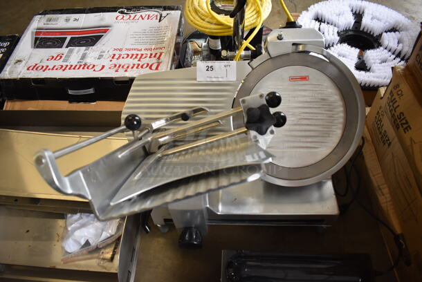 Avantco ASM0013 Stainless Steel Commercial Countertop Automatic Meat Slicer w/ Blade Sharpener. 120 Volts, 1 Phase. 25x26x25. Tested and Working! - Image 4 of 6