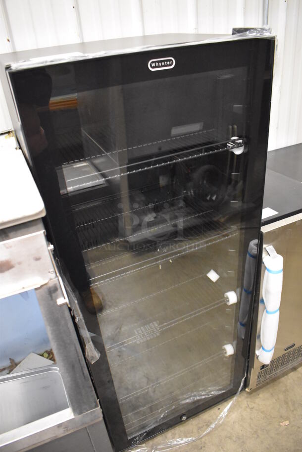 BRAND NEW SCRATCH AND DENT! Whynter FWC-1201BB Metal Commercial Single Door Reach In Wine Chiller Merchandiser. 110 Volts, 1 Phase. 23.5x22.5x55. Tested and Working! - Image 3 of 6