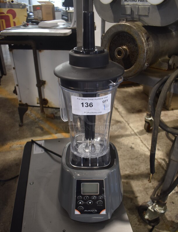 AvaMix HS-9335 Metal Commercial Countertop Blender. 120 Volts, 1 Phase. Tested and Working!