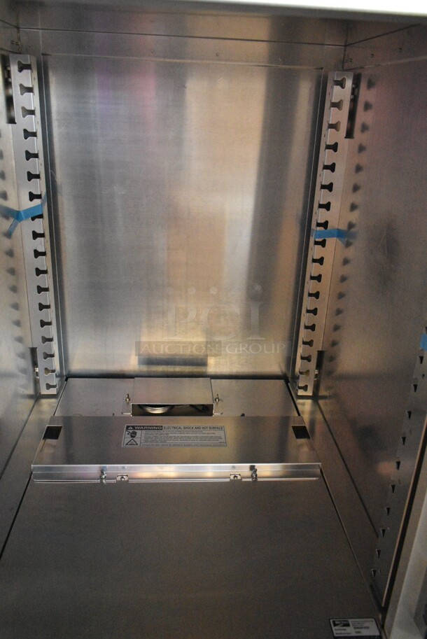 BRAND NEW SCRATCH AND DENT! 2021 Metro Metal Commercial Half Size Heated Holding Cabinet on Commercial Casters. Tested and Working! - Image 9 of 10
