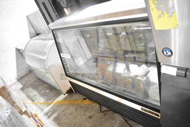 True TSID-72-2 Metal Commercial Floor Style Deli Display Case Merchandiser. See Pictures for Crack in Glass. 115 Volts, 1 Phase. Tested and Working!  - Image 2 of 8