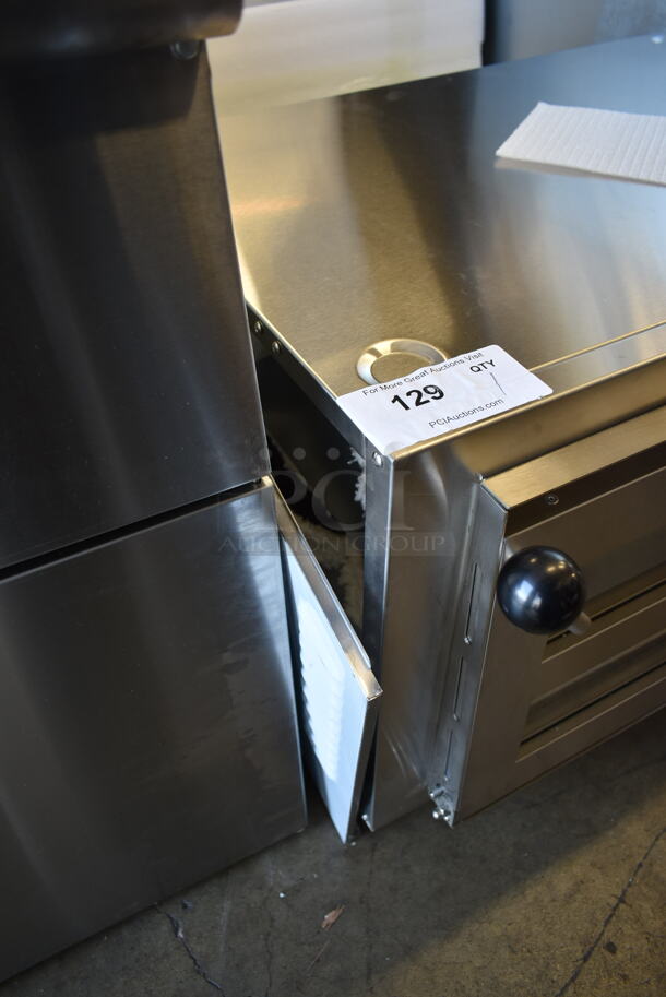 BRAND NEW SCRATCH AND DENT! Avantco 177DDPO18DSM Stainless Steel Commercial Countertop Electric Powered Pizza Oven w/ Cooking Stones. 240 Volts, 1 Phase. - Image 8 of 8