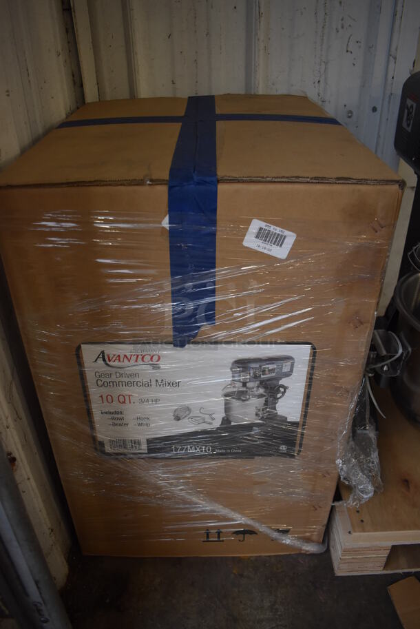 BRAND NEW SCRATCH AND DENT! Avantco MX10 Metal Commercial Floor Style 10 Quart Planetary Dough Mixer w/ Stainless Steel Mixing Bowl, Bowl Guard, Dough Hook, Balloon Whisk and Paddle Attachments. 120 Volts, 1 Phase. 16x18x25. Tested and Working! - Image 9 of 9