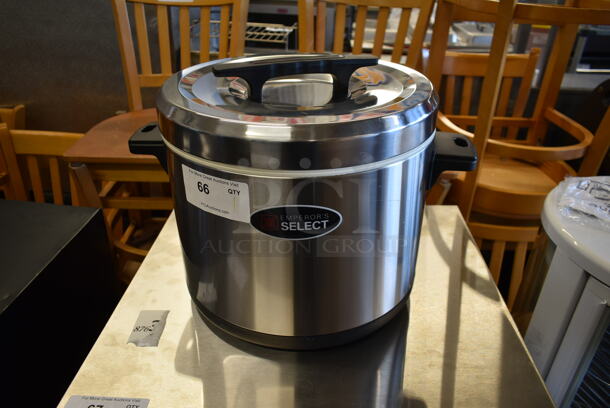 BRAND NEW SCRATCH AND DENT! Emperor's Select 478ESC100SS Stainless Steel Commercial Countertop Rice Holder.