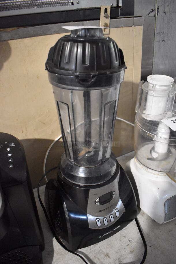 HealthMaster YD-2088E Metal Countertop Blender w/ Pitcher. 120 Volts, 1 Phase. 10x9x21. Tested and Does Not Power On - Image 2 of 7