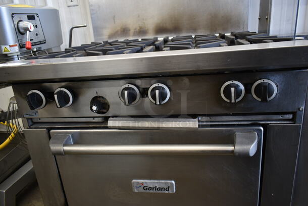 Garland G36-6R Stainless Steel Commercial Natural Gas Powered 6 Burner Range w/ Oven and Back Splash. - Image 5 of 8
