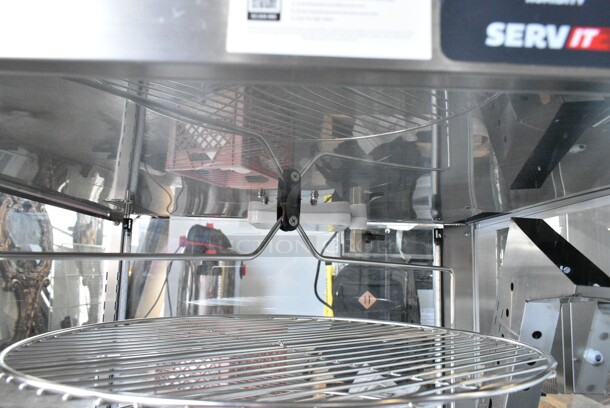 BRAND NEW SCRATCH AND DENT! ServIt 423PDW18D1 Stainless Steel 18" Full-Service Pizza Warmer with 4-Shelf Rotating Rack. 120 Volts, 1 Phase. Tested and Working! - Image 8 of 10
