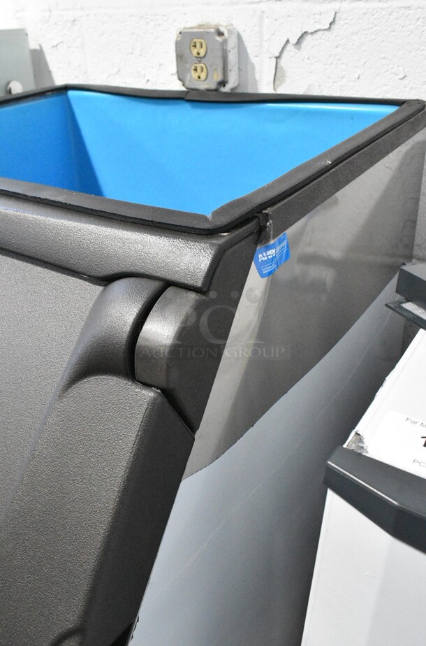 BRAND NEW SCRATCH AND DENT! Manitowoc D570 Stainless Steel Ice Storage Bin - 532 lb.  - Image 4 of 9