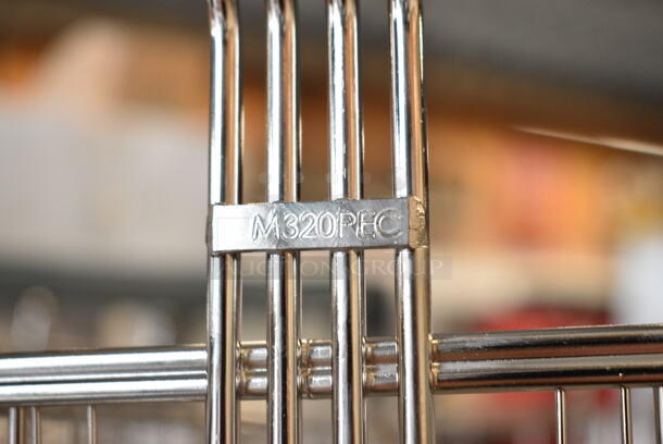 6 BRAND NEW SCRATCH AND DENT! Metal Fry Baskets. Includes 5.5x20.5x12, 5x20.5x12. 6 Times Your Bid!  - Image 5 of 12