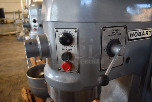 REFURBISHED! Hobart Metal Commercial Floor Style 60 Quart Planetary Dough Mixer w/ Stainless Steel Mixing Bowl and Dough Hook Attachment. Unit Has Been Professionally Refurbished! 208 Volts, 1 Phase. 28x40x56 - Image 3 of 7