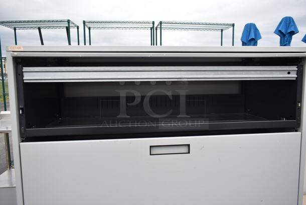 Metal 4 Drawer and 1 Cabinet Filing Cabinet. - Image 2 of 6