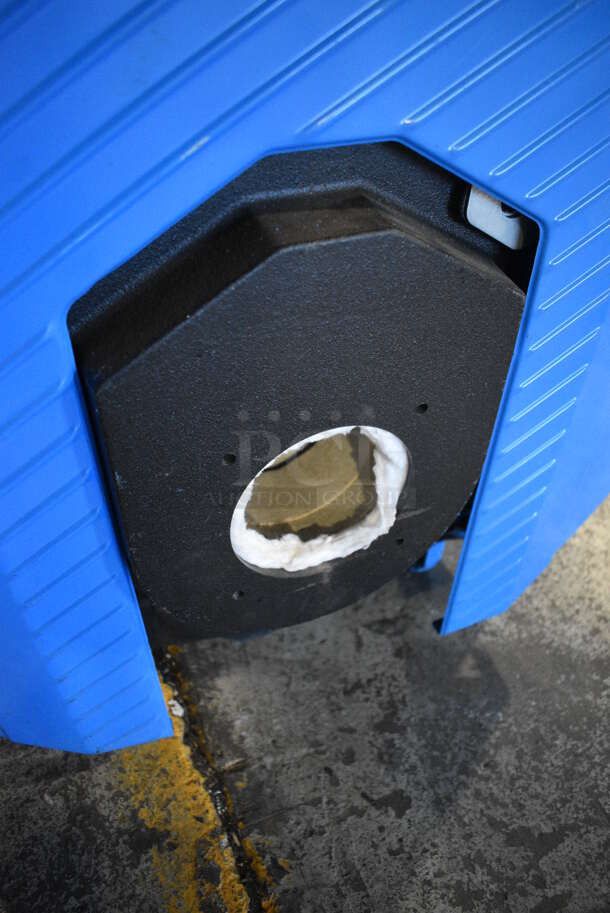 Buderus Logano Model G115/3 Metal Hot Water Oil Boiler. 24x21x31.5 - Image 5 of 8