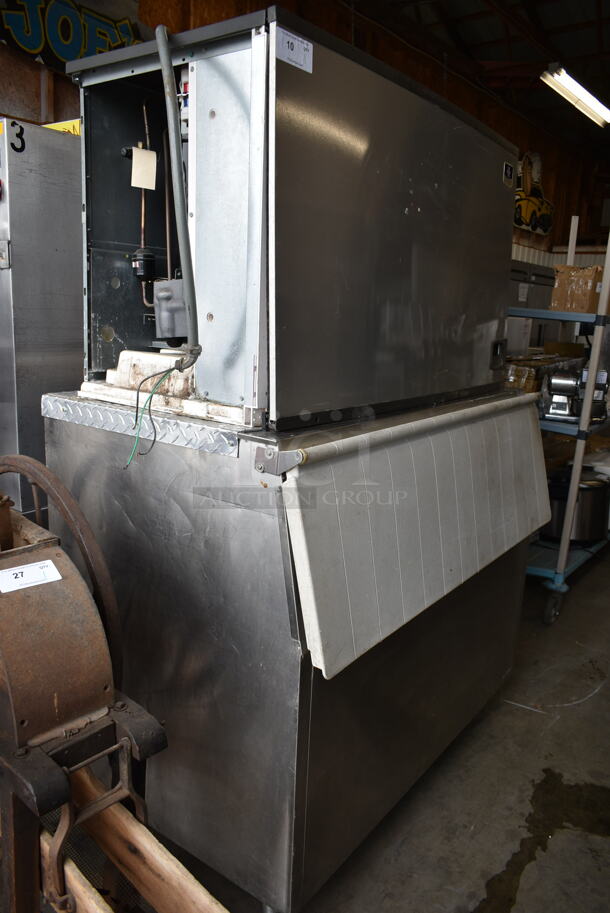 2014 Manitowoc IY1894N-261 Stainless Steel Commercial Ice Head on Commercial Ice Bin. 208-230 Volts, 1 Phase.  - Image 5 of 12