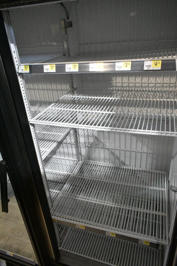 True GDM-49F-LD Metal Commercial 2 Door Reach In Freezer Merchandiser w/ Poly Coated Racks. 115/208-230 Volts, 1 Phase. Tested and Working! - Image 4 of 5