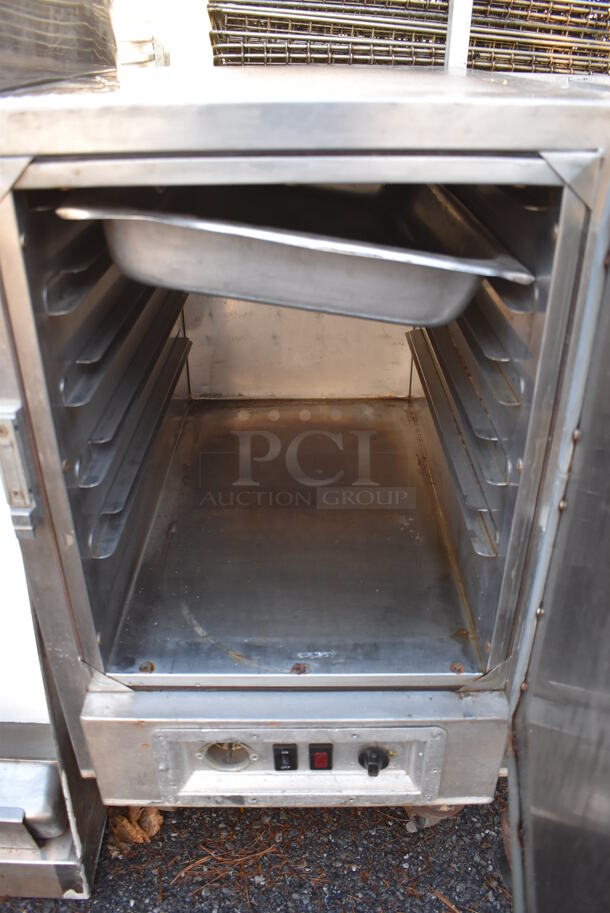 Hot Food Boxes C5 Metal Commercial Holding Cabinet on Commercial Casters. 115 Volts, 1 Phase. 17x26.5x32 - Image 4 of 6