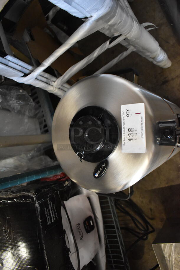 BRAND NEW SCRATCH AND DENT! 2023 Bunn 39400.0001 Titan TF 3 Gallon Insulated Server for Bunn 39200.0000 Titan Dual Brewer.  - Image 3 of 7