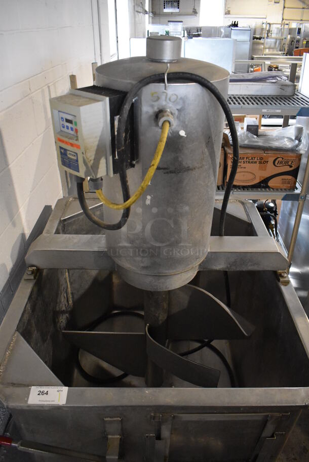 Metal Commercial Floor Style Mixer w/ Leeson SM4Series 174658.00 Flux Vector. 240 Volts, 3 Phase. - Image 3 of 6