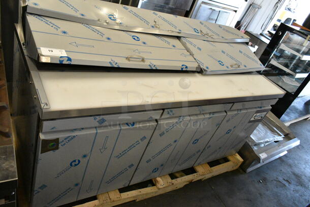 BRAND NEW SCRATCH AND DENT! 2024 Avantco 447APST72 Stainless Steel Commercial Sandwich Salad Prep Table Bain Marie Mega Top. 115 Volts, 1 Phase. Tested and Working! - Image 3 of 10