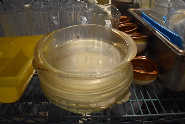 ALL ONE MONEY! Tier Lot of Various Items Including Poly Pitchers, Buckets and Glass Pie Pans - Image 3 of 6