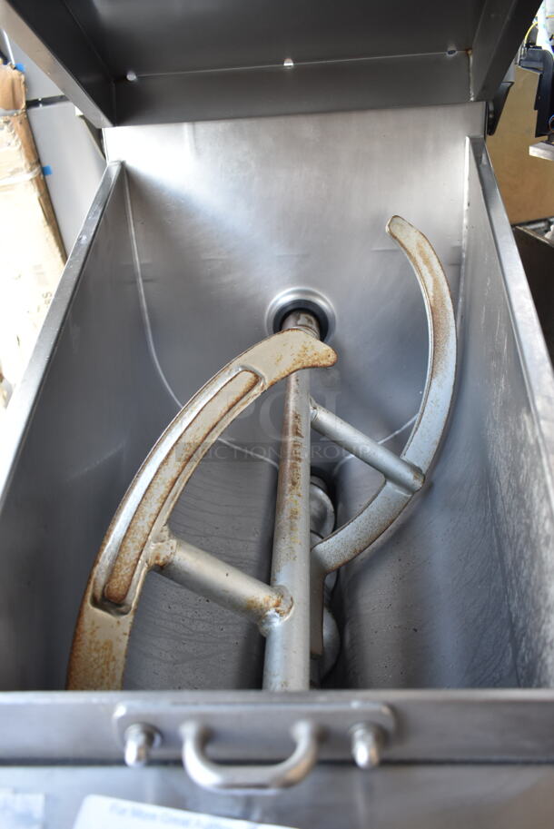 2016 Hobart MG2032 Metal Commercial Floor Style Electric Powered Meat Mixer Grinder w/ Foot Pedal on Commercial Casters. 208 Volts, 3 Phase. Tested and Working! - Image 5 of 10