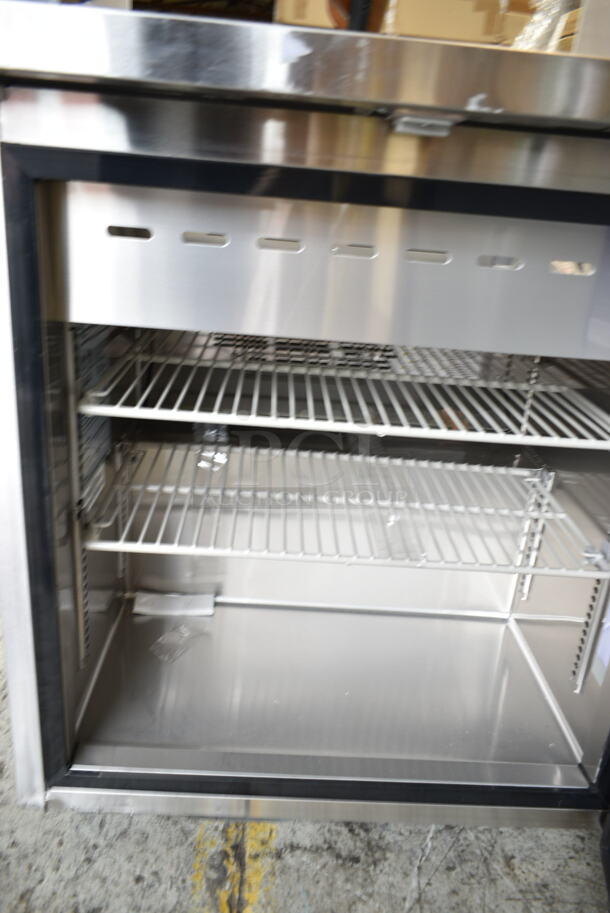 Turbo Air MST-28-N-711S Stainless Steel Commercial Prep Table w/ Poly Sneeze Guard. 115 Volts, 1 Phase. Tested and Working! - Image 3 of 4