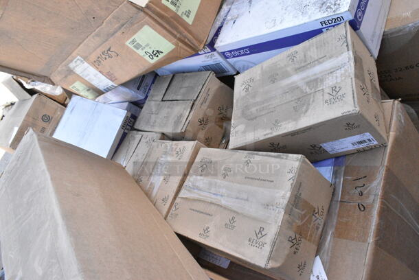 12 BRAND NEW! Steelite International 7351MW100 Chafing Dish 8 Qt. 22-1/2" X 17" X 11-3/4". 12 Times Your Bid!  - Image 7 of 12