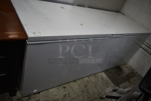 Frigidaire FFFC25M4TW Metal Chest Freezer w/ Hinge Lid. 115 Volts, 1 Phase. Tested and Powers On But Does Not Get Cold - Image 1 of 4