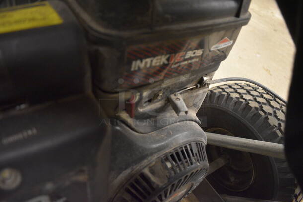 Parker Metal Commercial Leaf Collector. (CSS) - Image 10 of 12