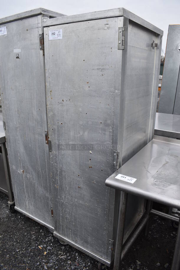 Metal Commercial Enclosed Pan Rack on Commercial Casters. 20.5x27x66 - Image 1 of 5