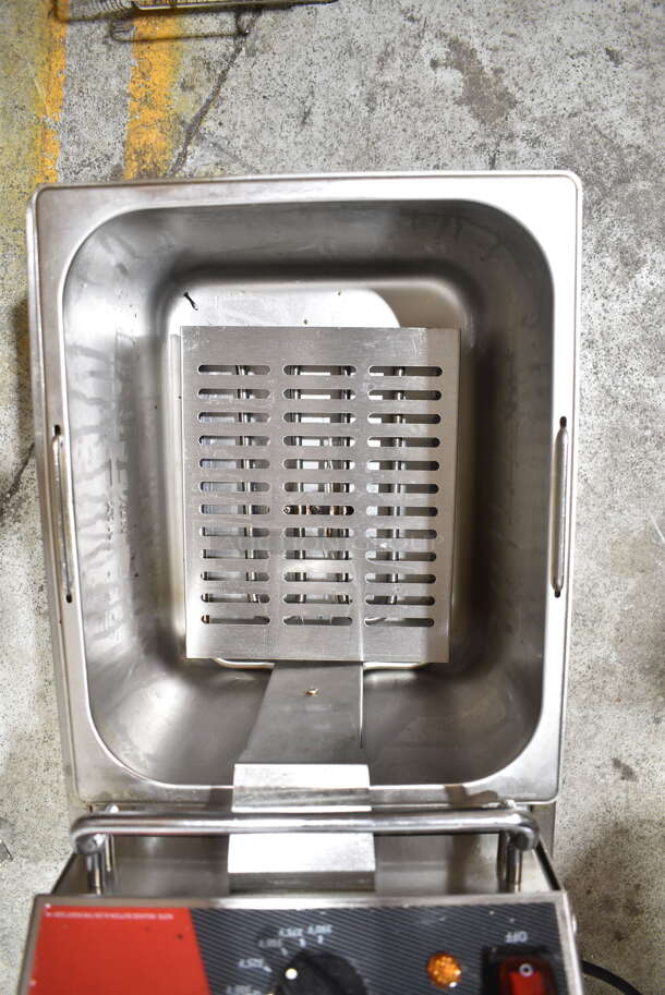 2023 Crosson CF-13 Stainless Steel Commercial Countertop Electric Powered Single Bay Fryer w/ Metal Fry Basket and Lid. 120 Volts, 1 Phase. - Image 5 of 6