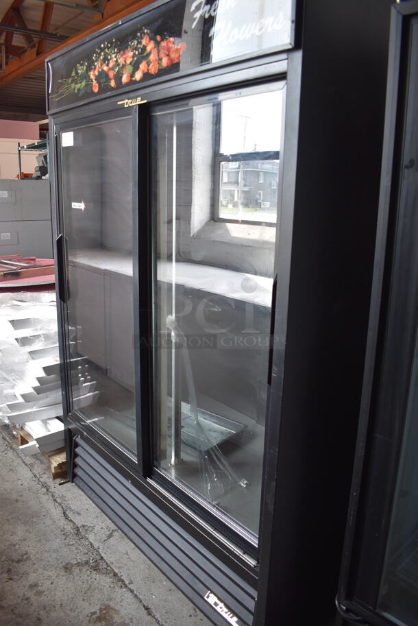 True GDM-47FC Metal Commercial 2 Door Reach In Cooler Merchandiser. 115 Volts, 1 Phase. Tested and Working! - Image 7 of 7